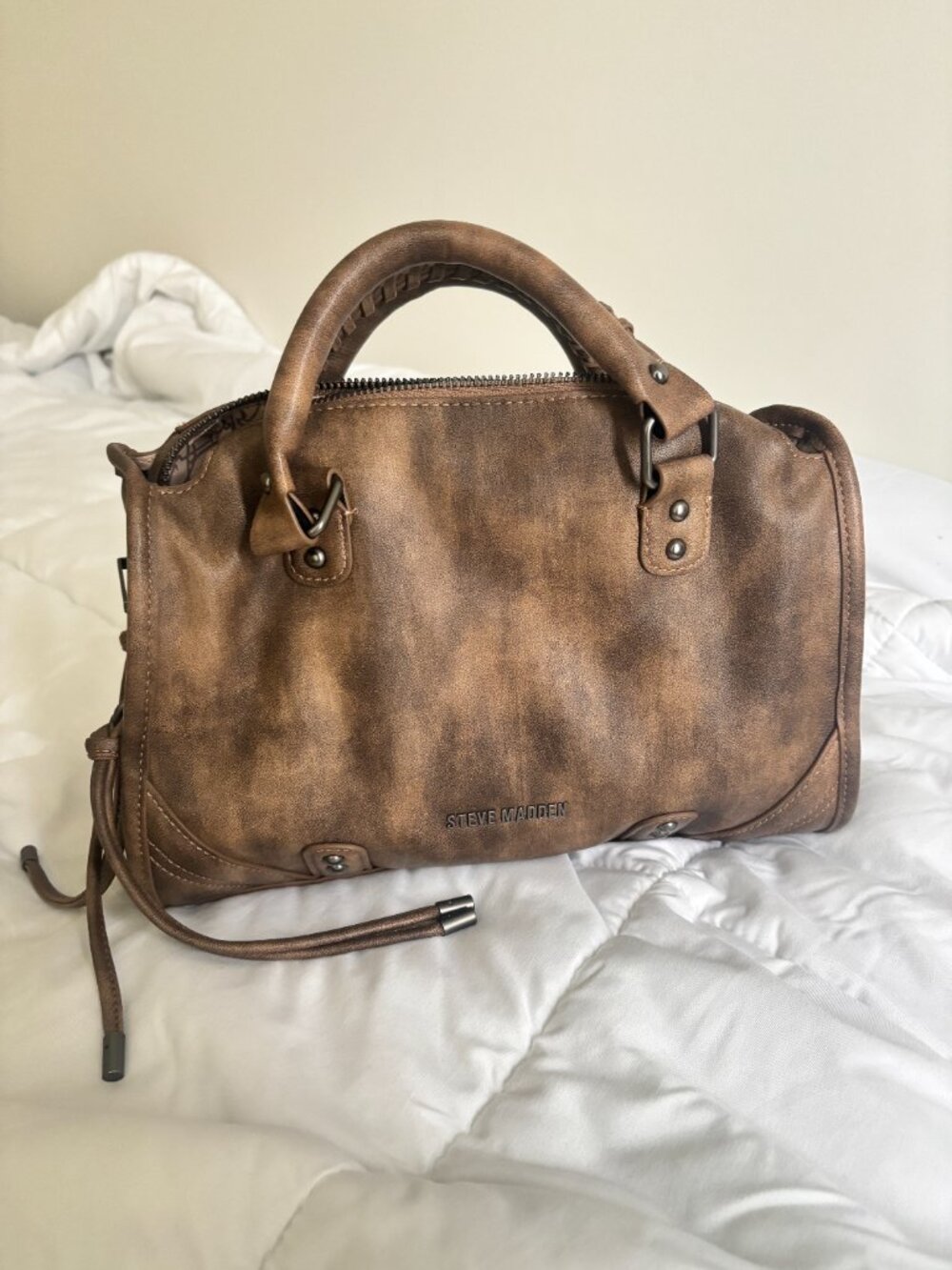 Steve Madden Briggs Bag - Picture 2 of 3